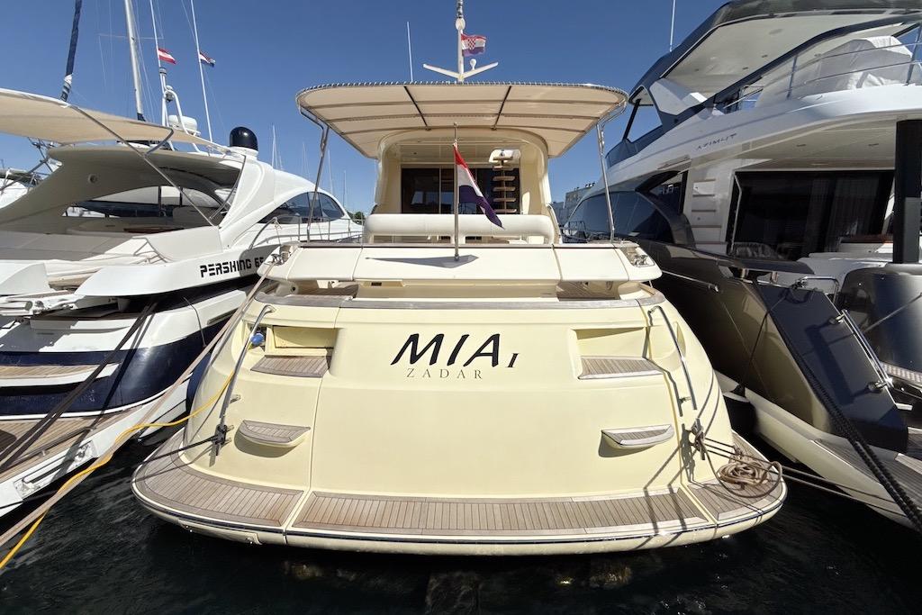 2008 Mochi Craft 64' Dolphin