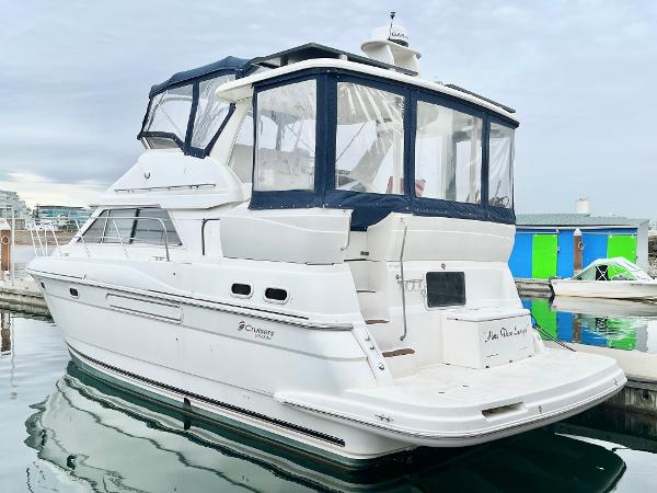 Cruisers Yachts 3750 Motoryacht