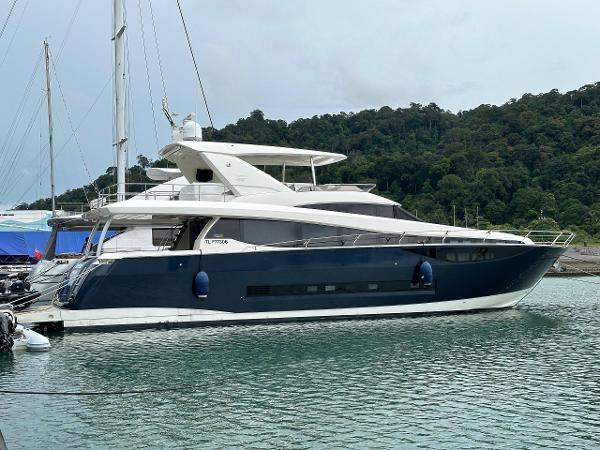 2017 Prestige 750