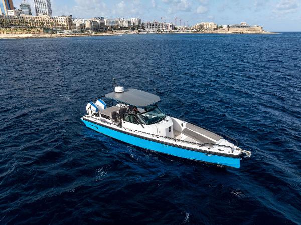 2019 Axopar 28 T Top
