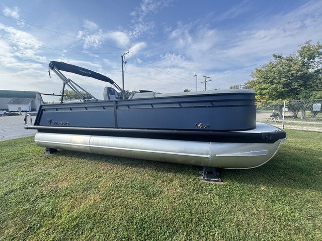 2026 VIAGGIO by Misty Harbor V22U Tri-Toon