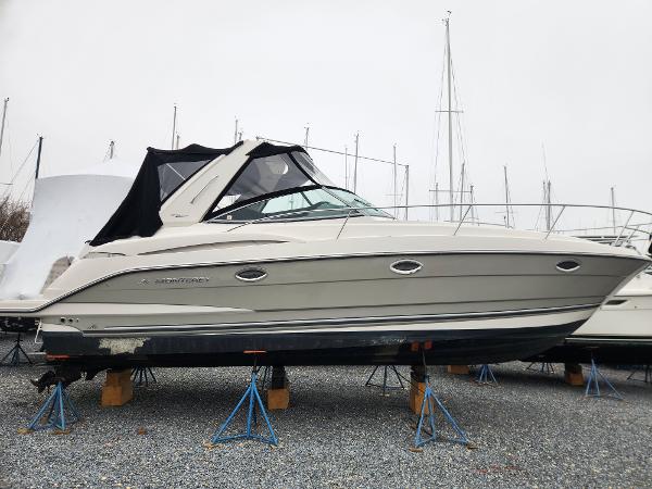 Monterey 340 Sport Yacht