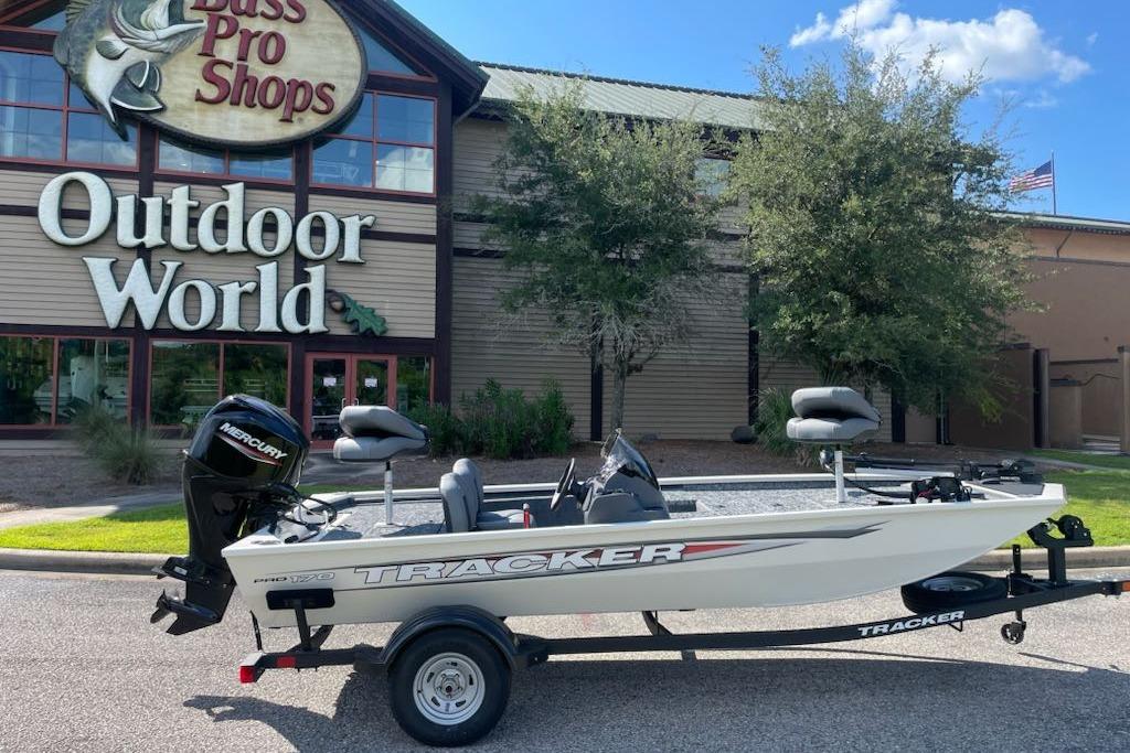 2026 Tracker Pro 170