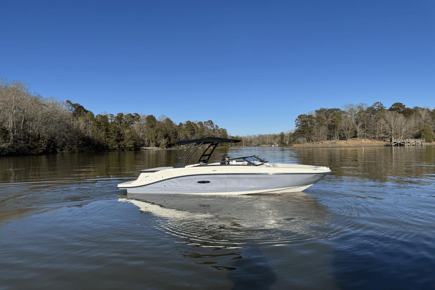 2025 Sea Ray SPX 230