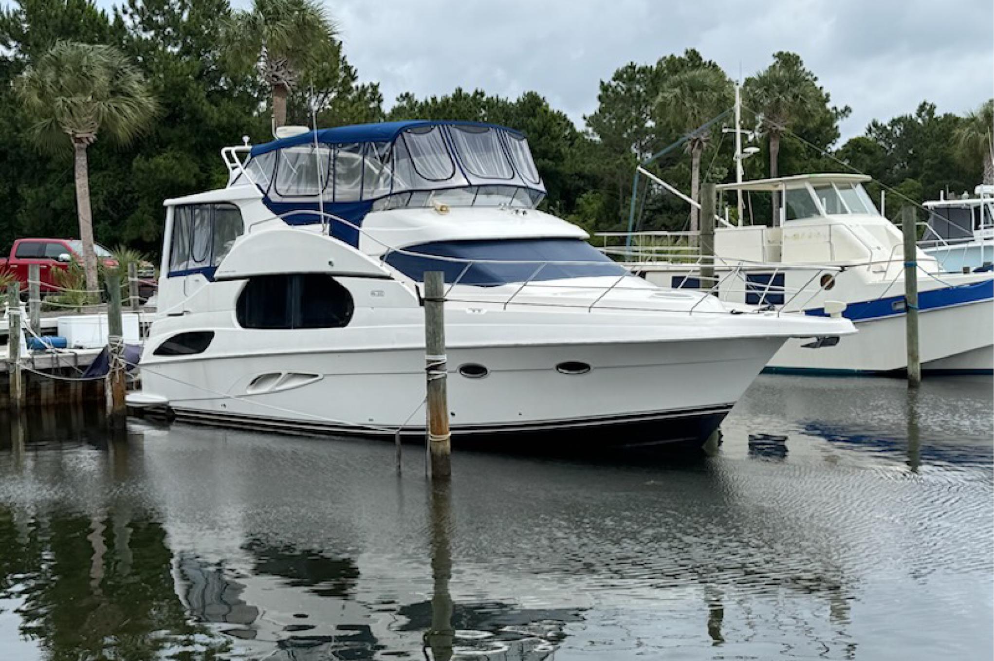 2002 Silverton 43 Motor Yacht