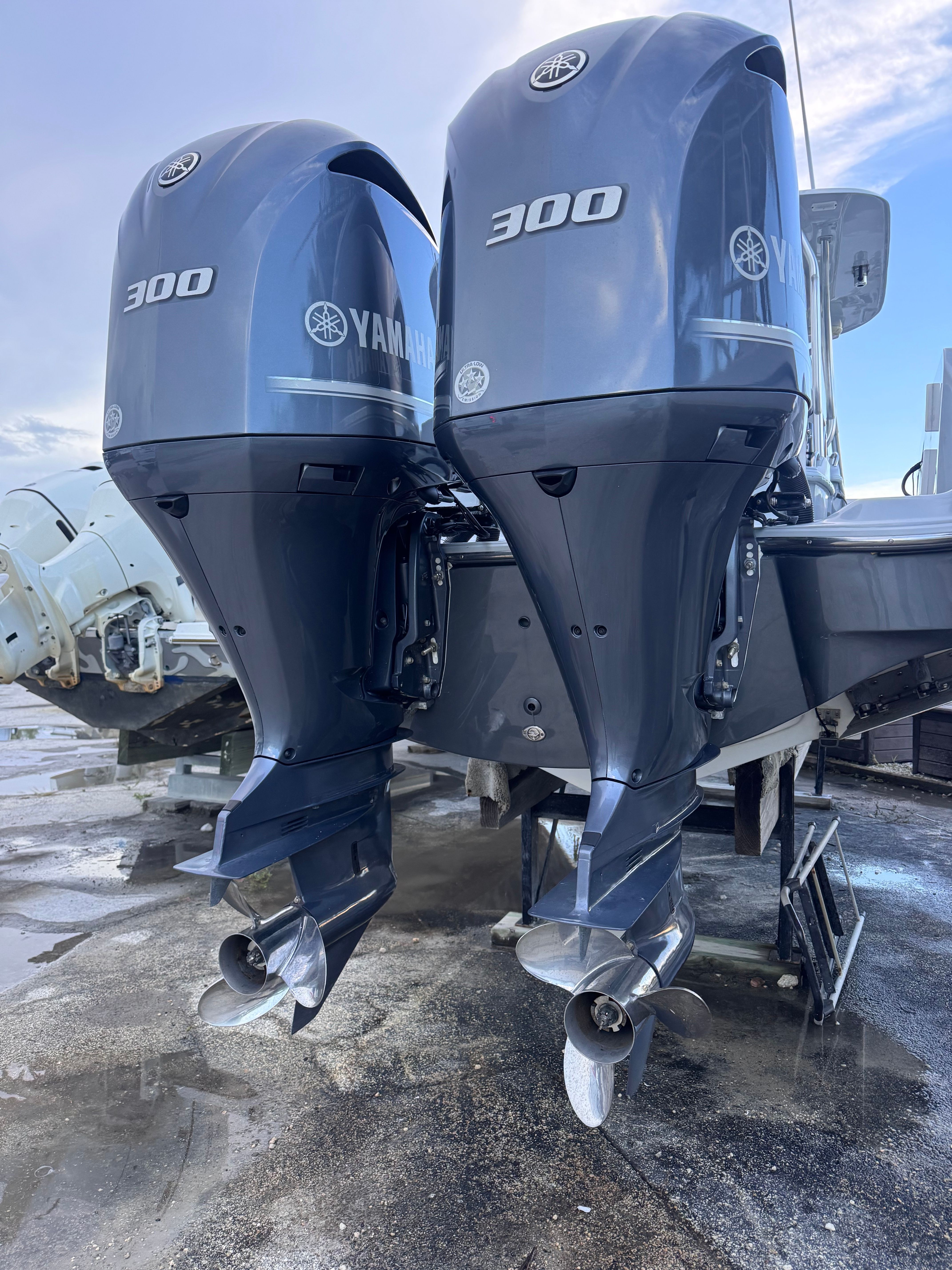 2004 Baja 340 Sportfish