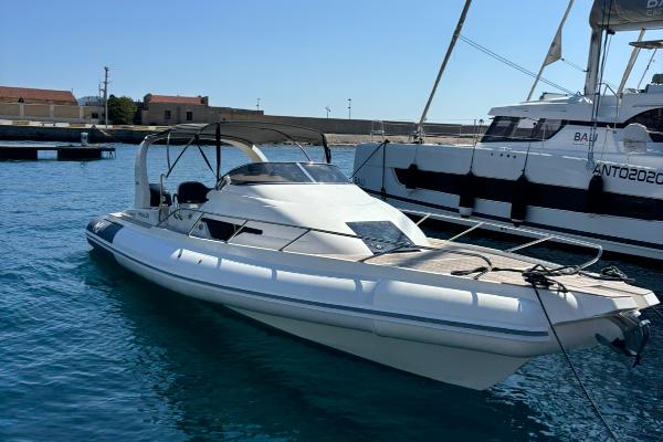 Nuova Jolly Prince 33 Sport Cabin
