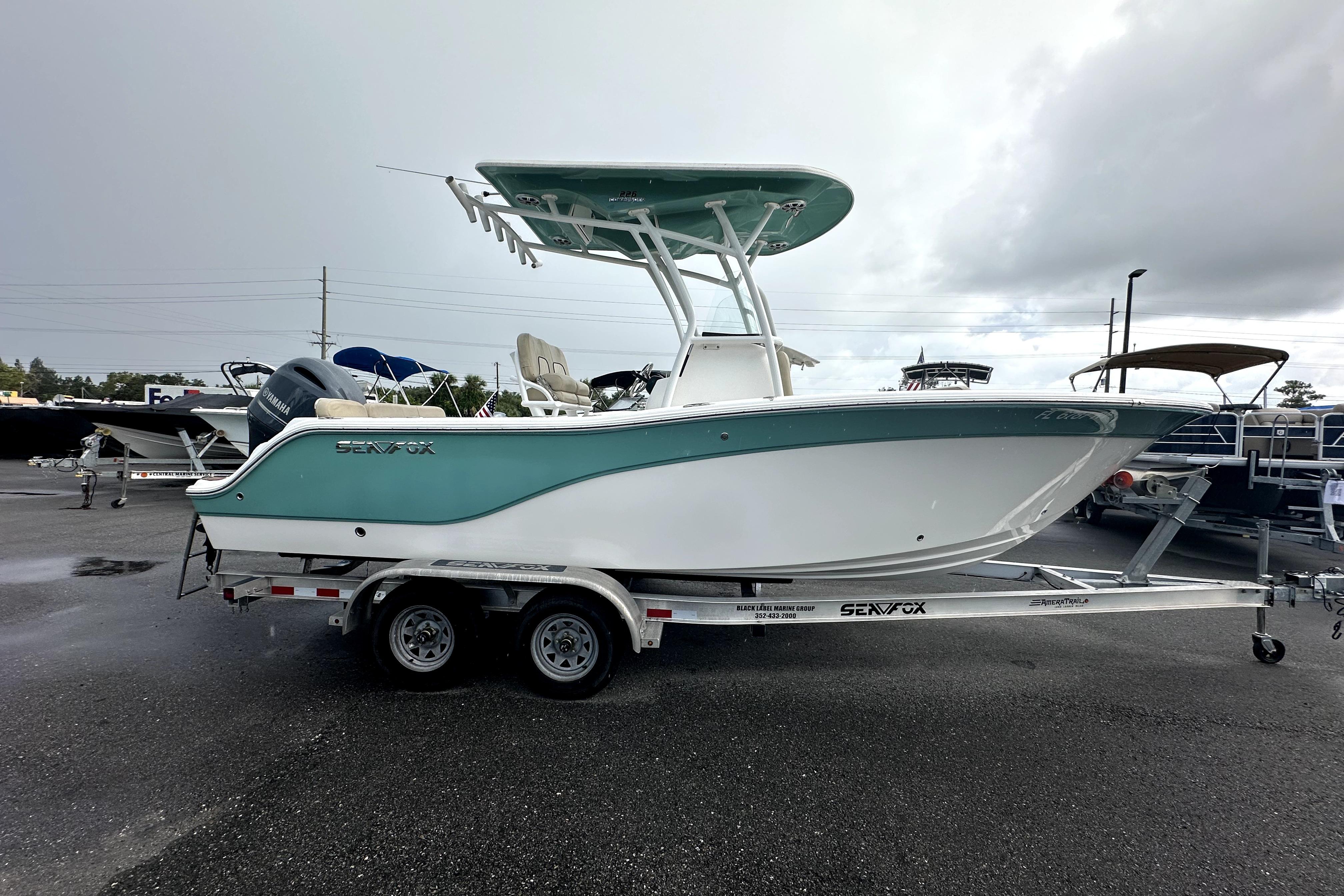 2019 Sea Fox 226 Commander