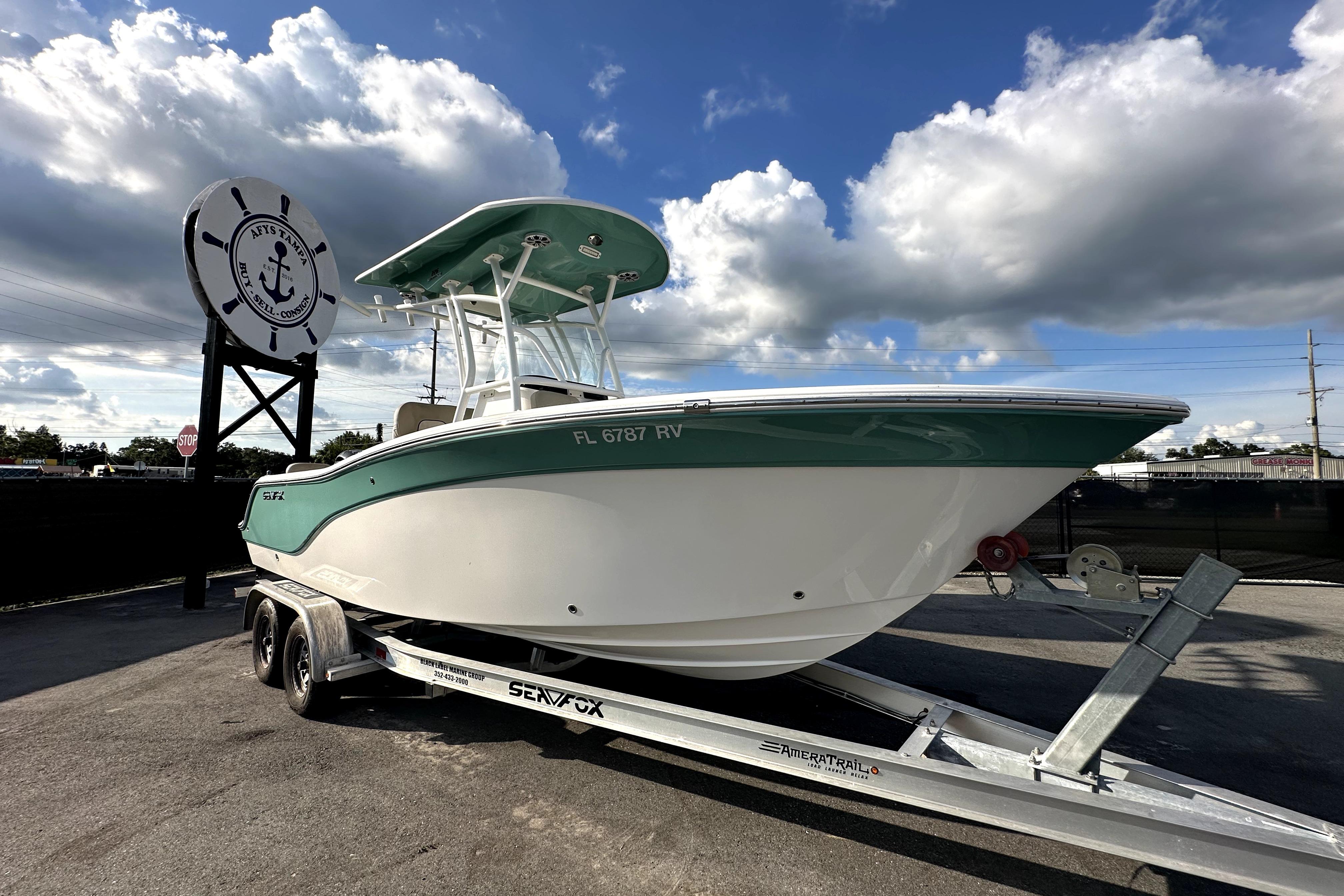 2019 Sea Fox 226 Commander