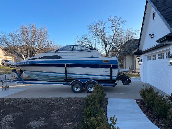 1988 Bayliner EXPRESS CRUISERS
