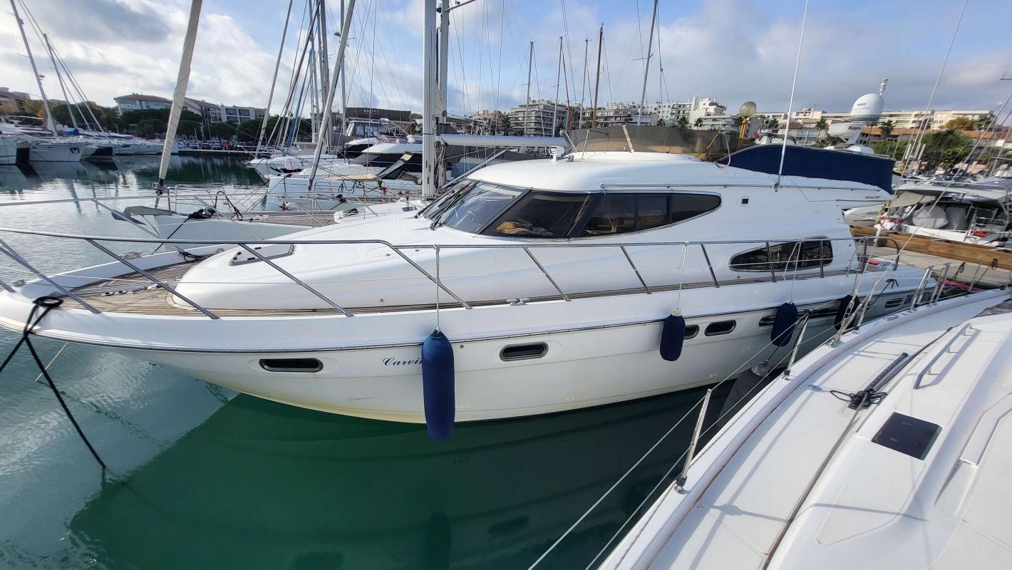 Sealine T51 FLY