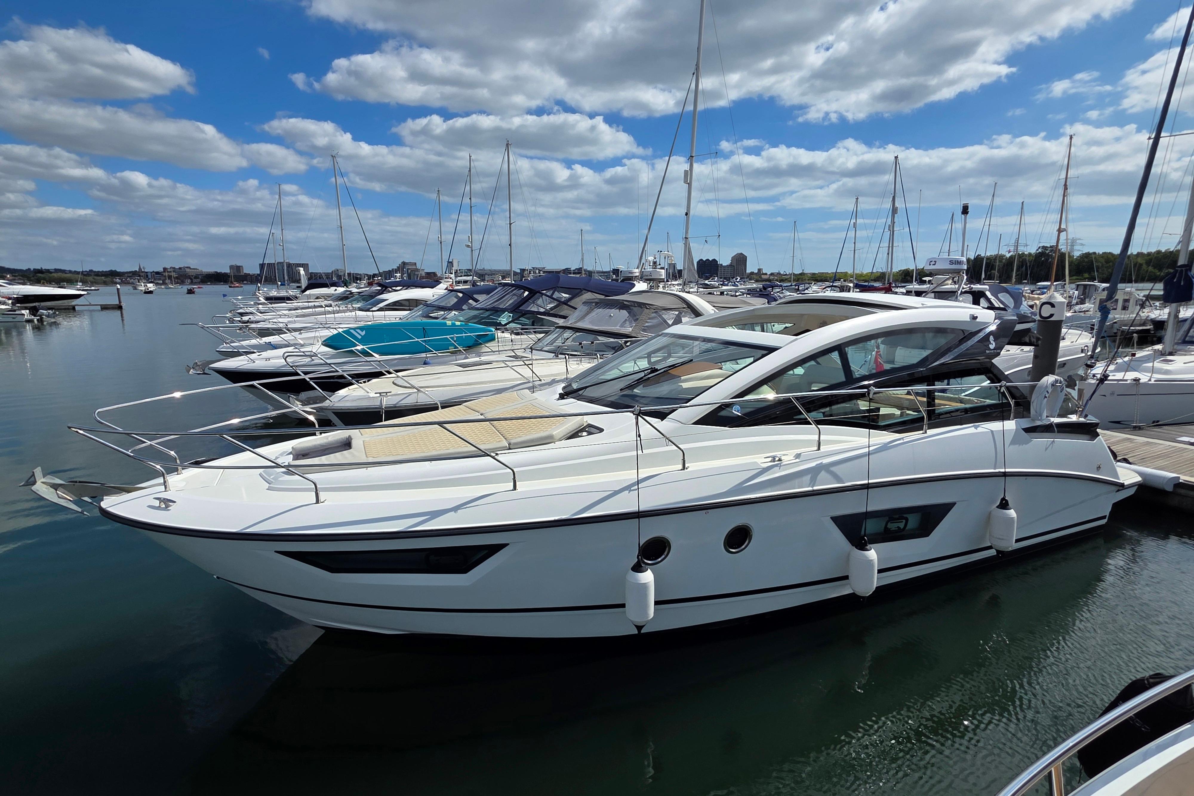 2018 Beneteau Grand Turismo 40