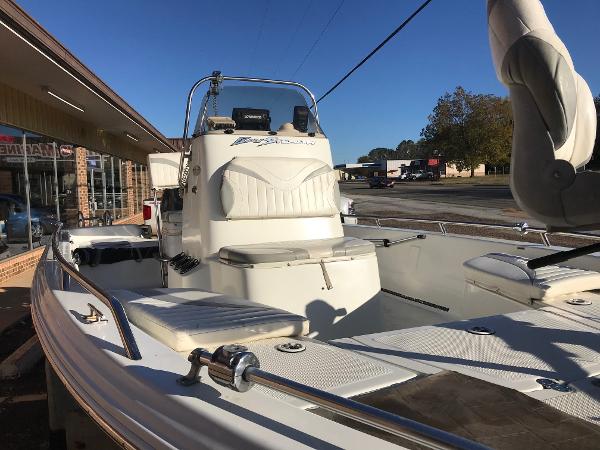 2005 Bay Stealth 2030 Liner