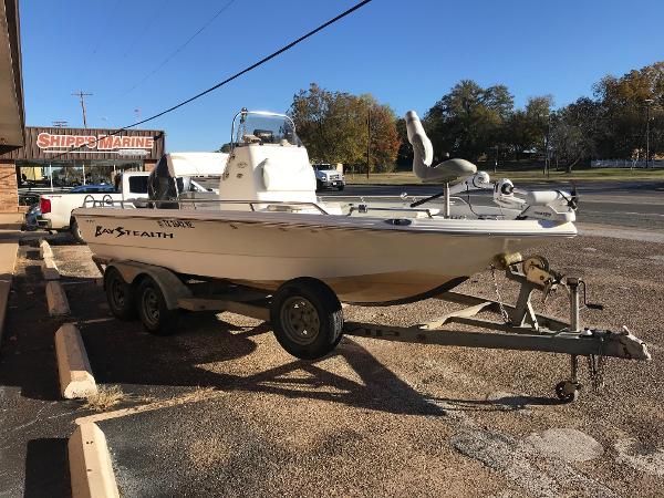 2005 Bay Stealth 2030 Liner
