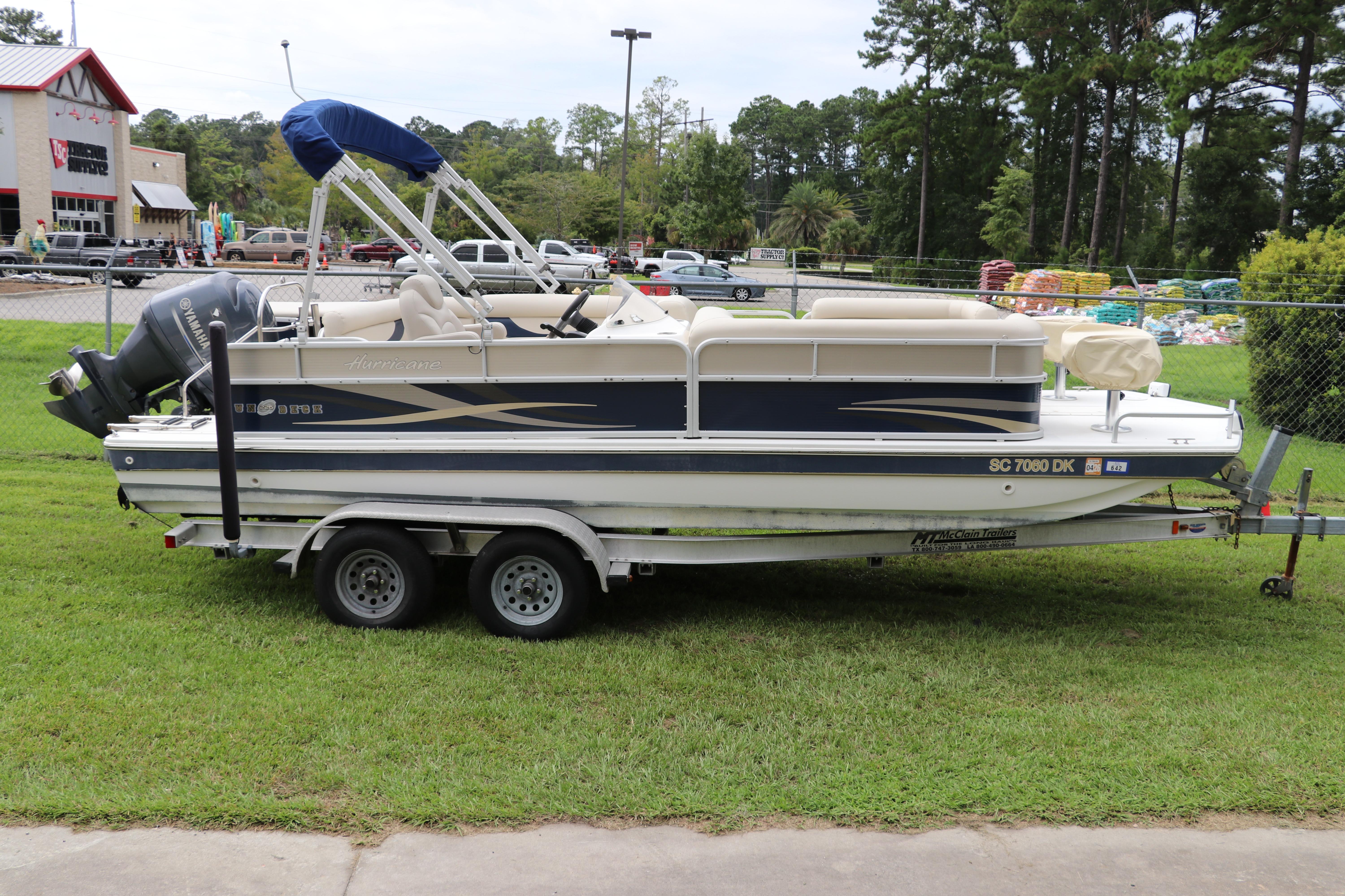 2014 Hurricane FunDeck 226