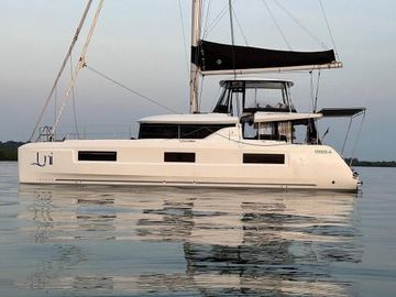2023 Lagoon 46