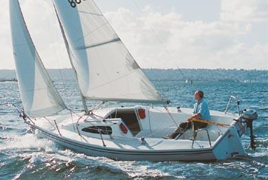 Catalina 22 Capri Manufacturer Provided Image
