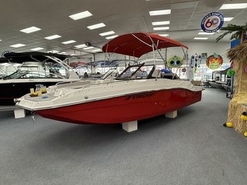 2025 Starcraft SVX 210 IO