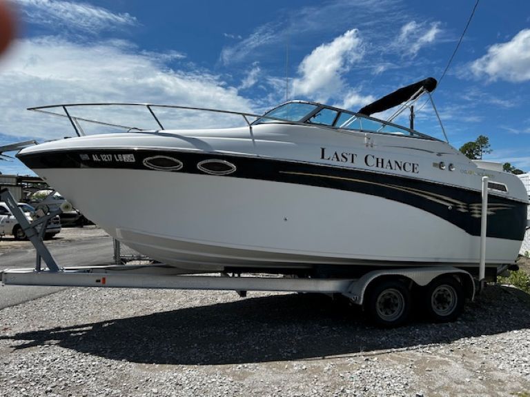 2004 Crownline 242 CR