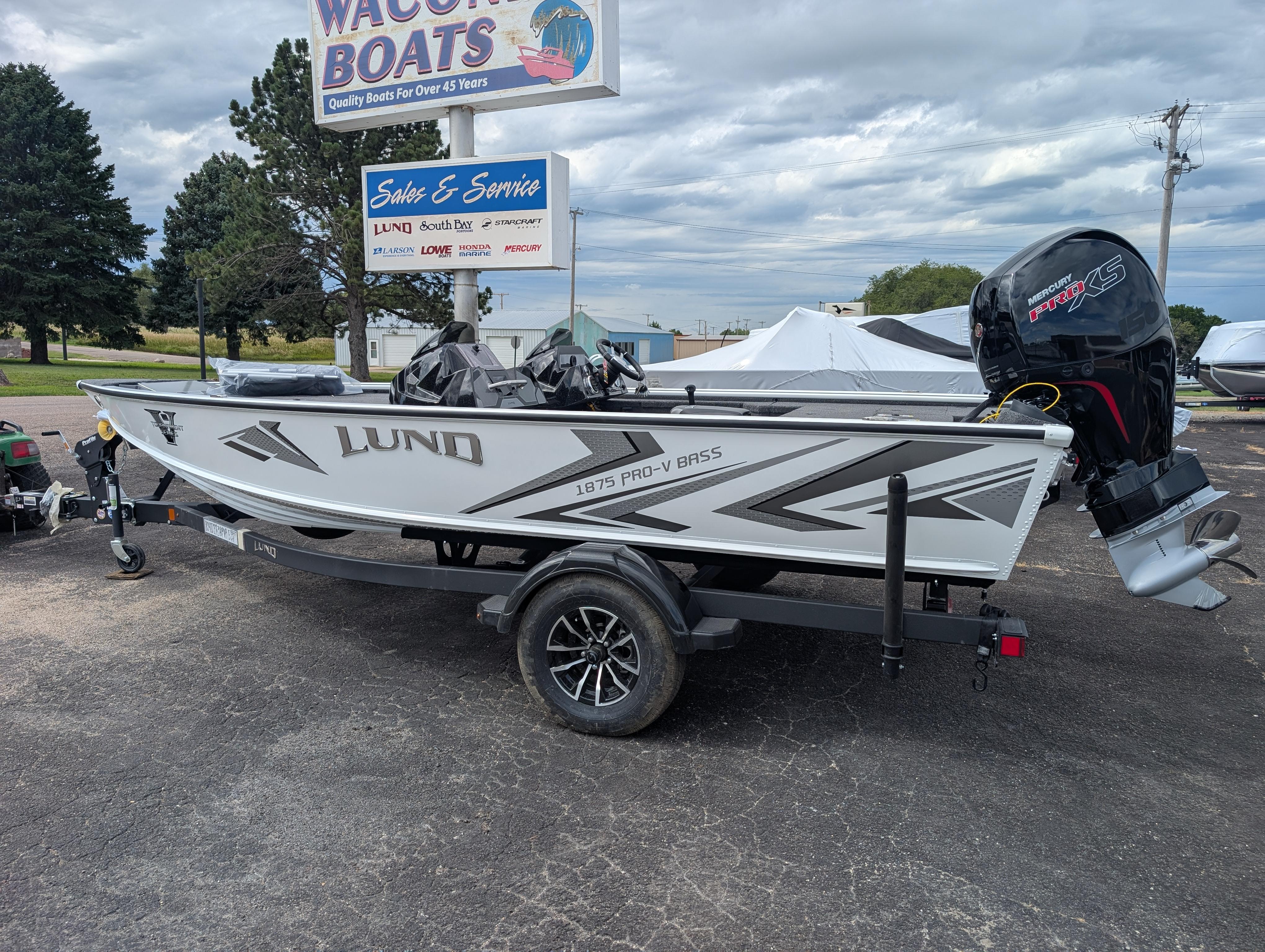 Lund 1875 Pro-V Bass XS 2026 LUND 1875 PRO V BASS WACONDA BOATS