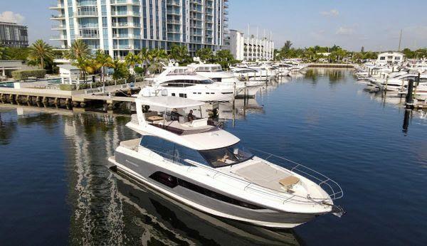 2021 Prestige 590