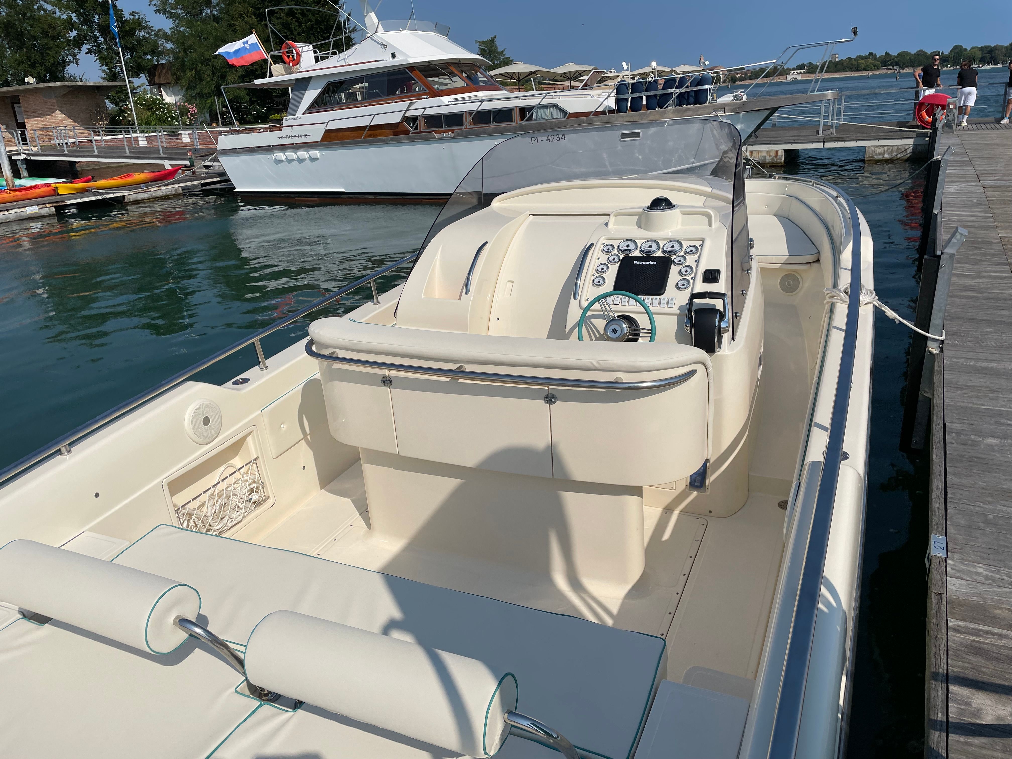 1998 Supermarine Iguana 35