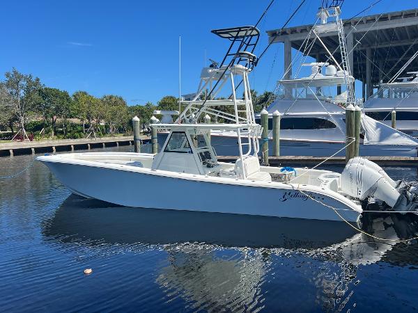 2017 Yellowfin 39