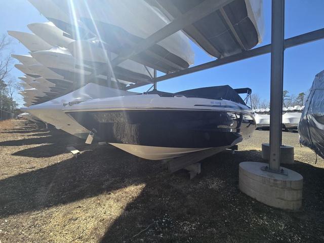 Hurricane SunDeck 235 OB