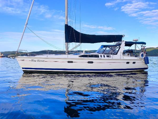 Hunter sailboats discount