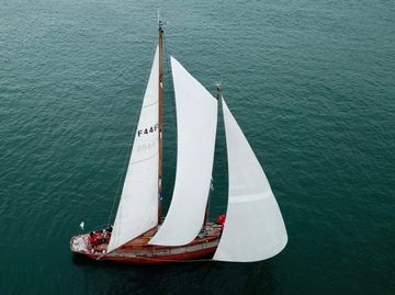 1939 Abeking & Rasmussen goélette bermudienne 15 m