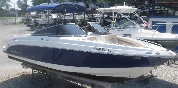 2007 Chaparral 256 SSi