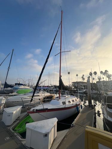 1981 Lancer 29 Sloop