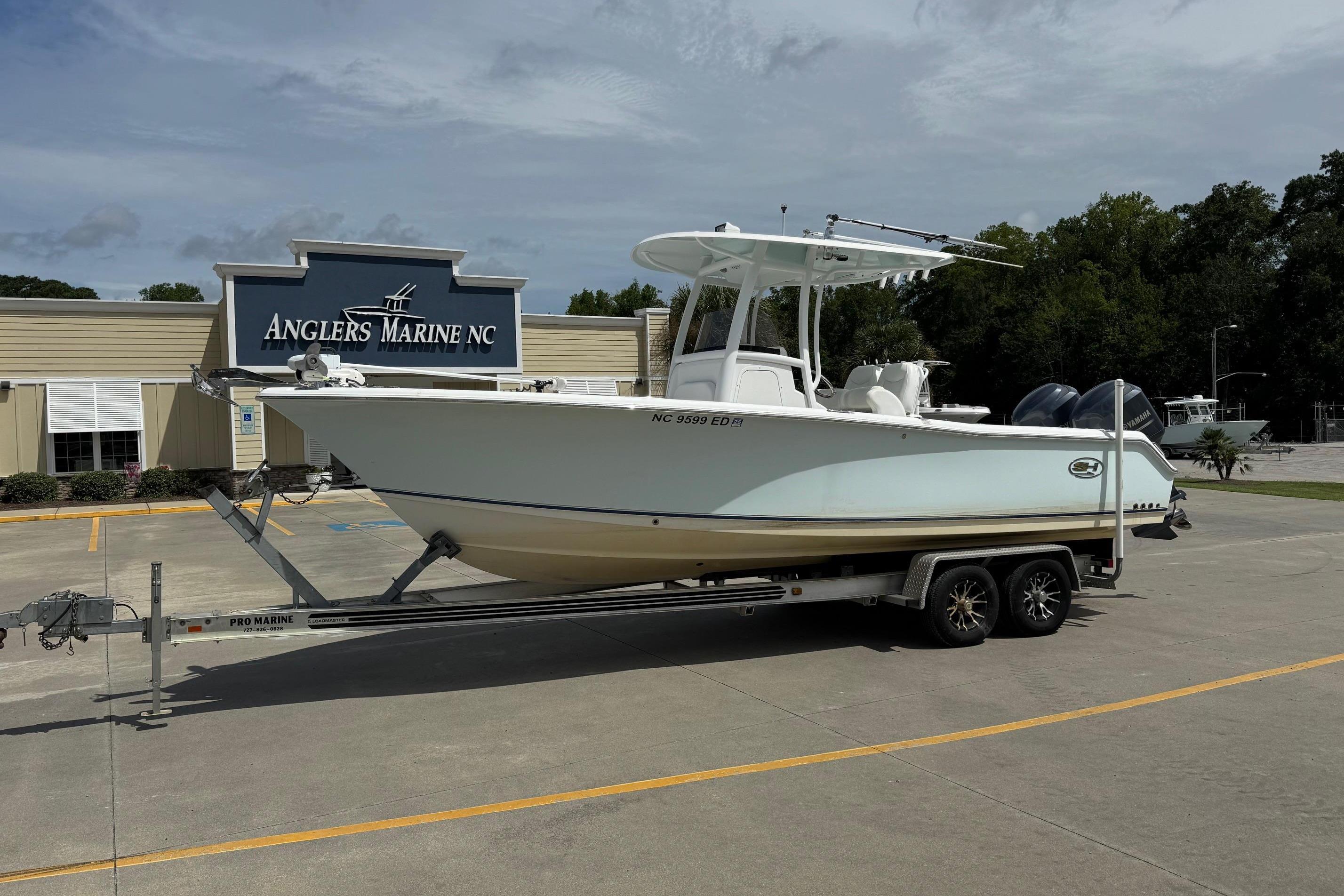 2014 Sea Hunt Gamefish 25
