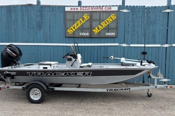 2026 Tracker Bass Tracker Classic CC