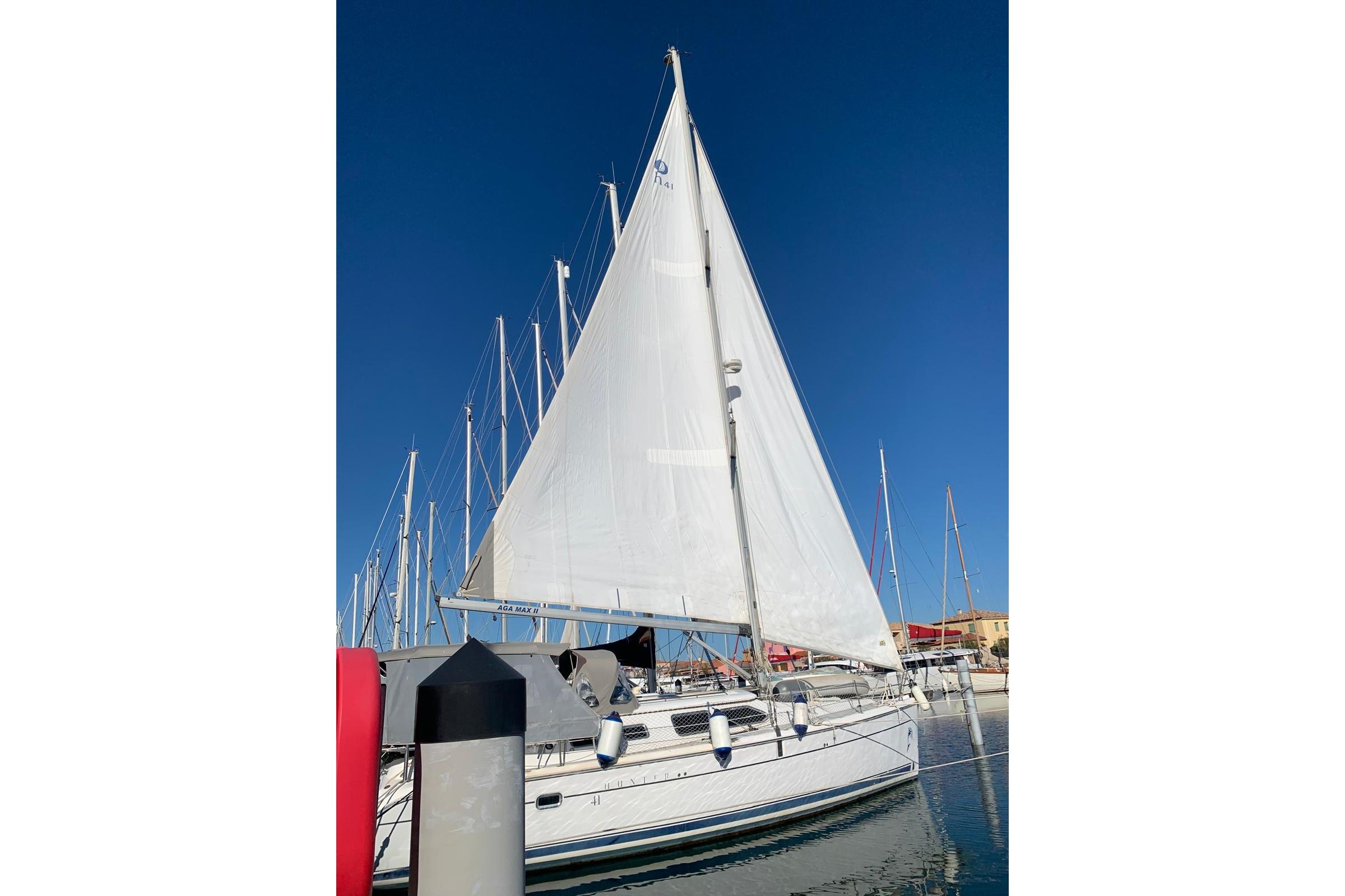 2006 Hunter 41 DS
