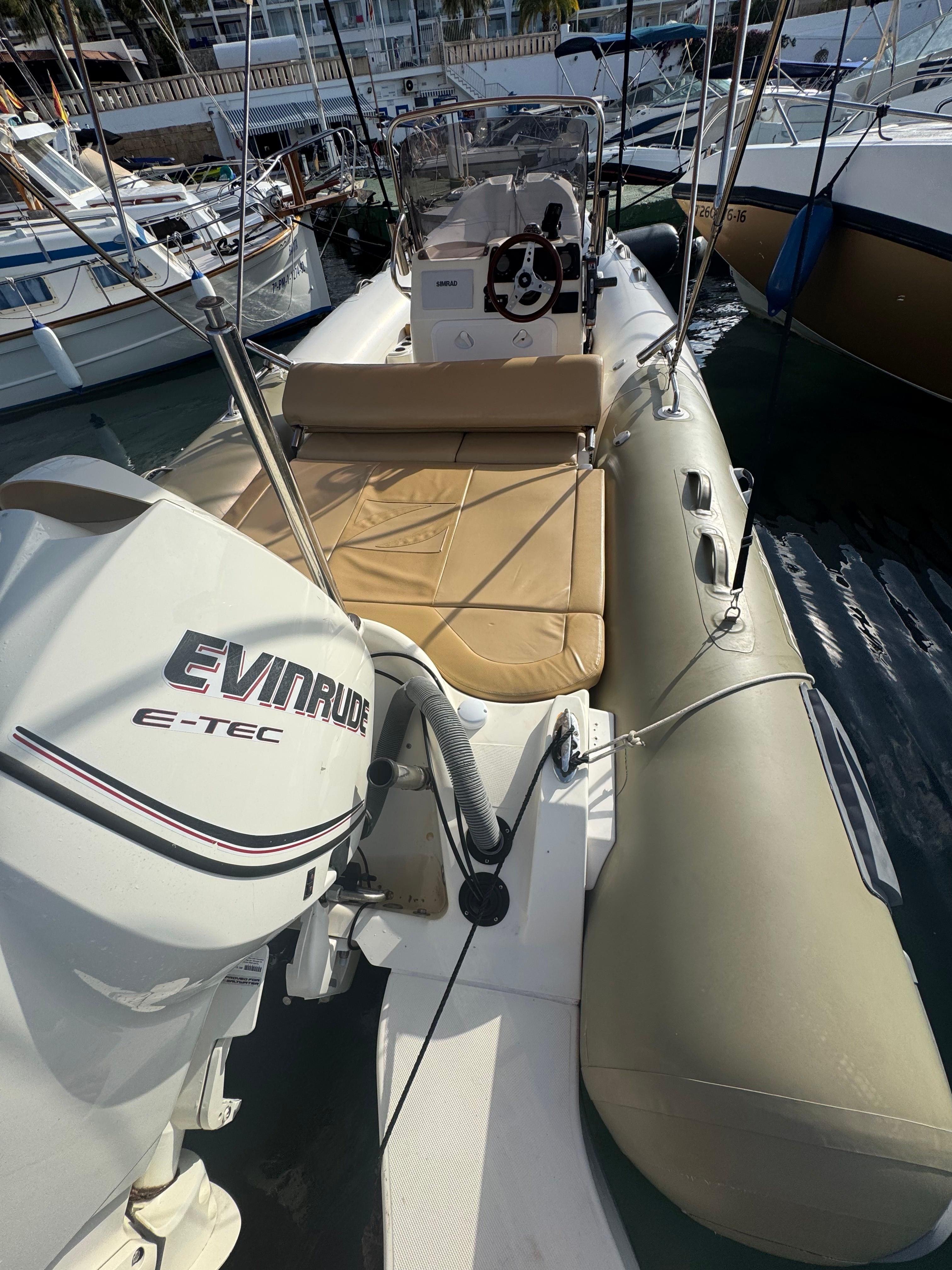 2011 Zodiac Medline 650