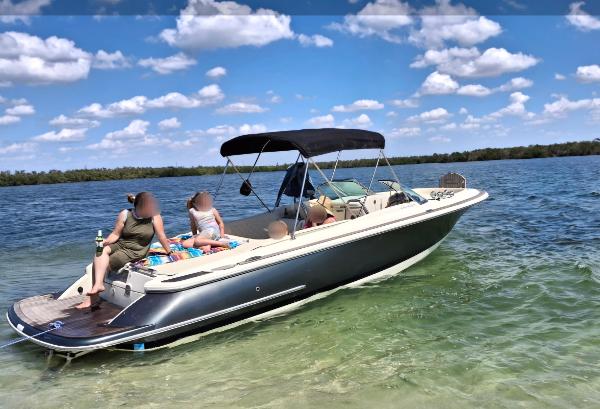 2018 Chris-Craft Launch 27