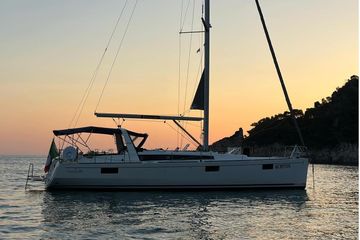 2014 Beneteau Oceanis 48