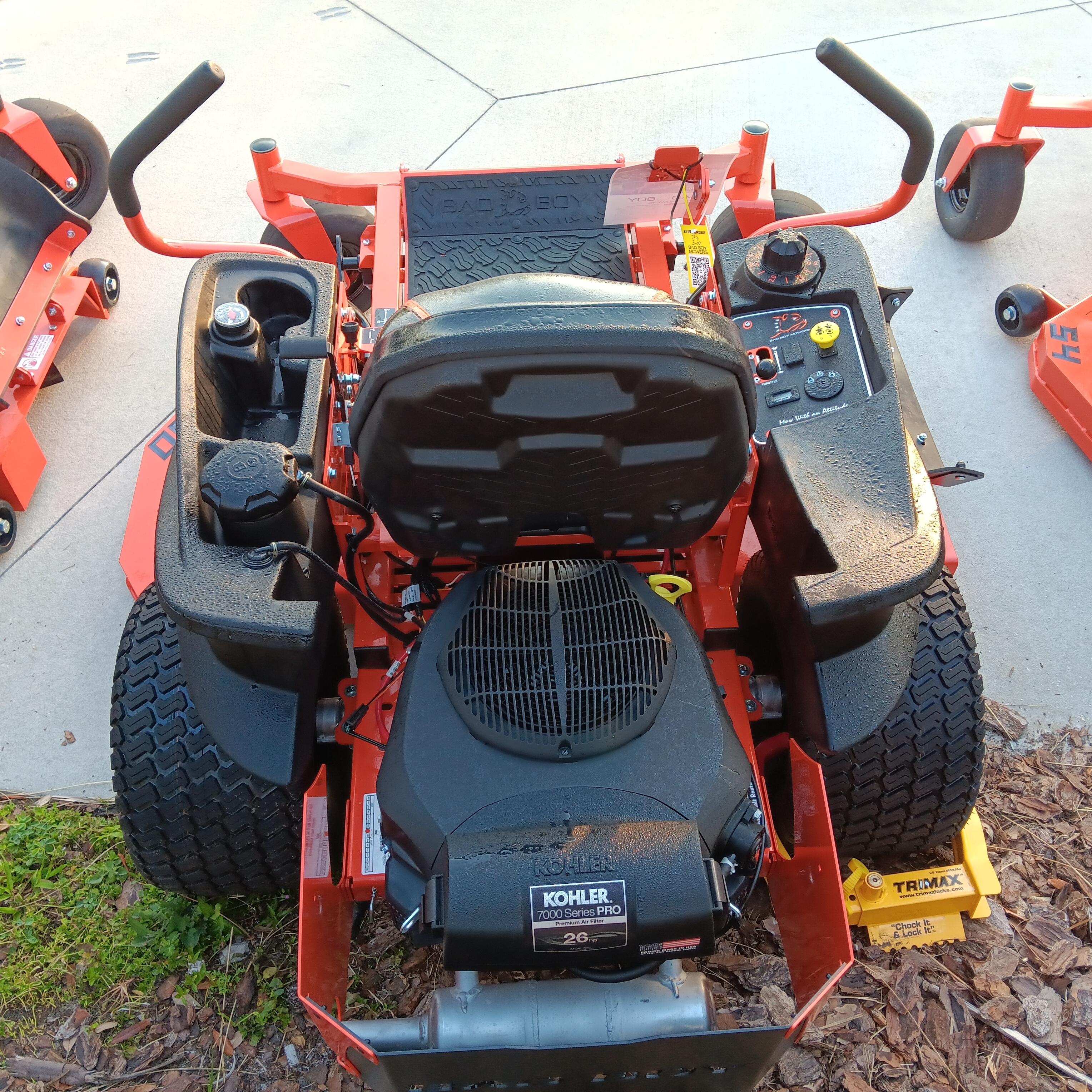 New 2024 BAD BOY MOWERS ZT AVENGER in Tampa FL
