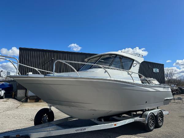 2024 Extreme Boats 795 Walk Around