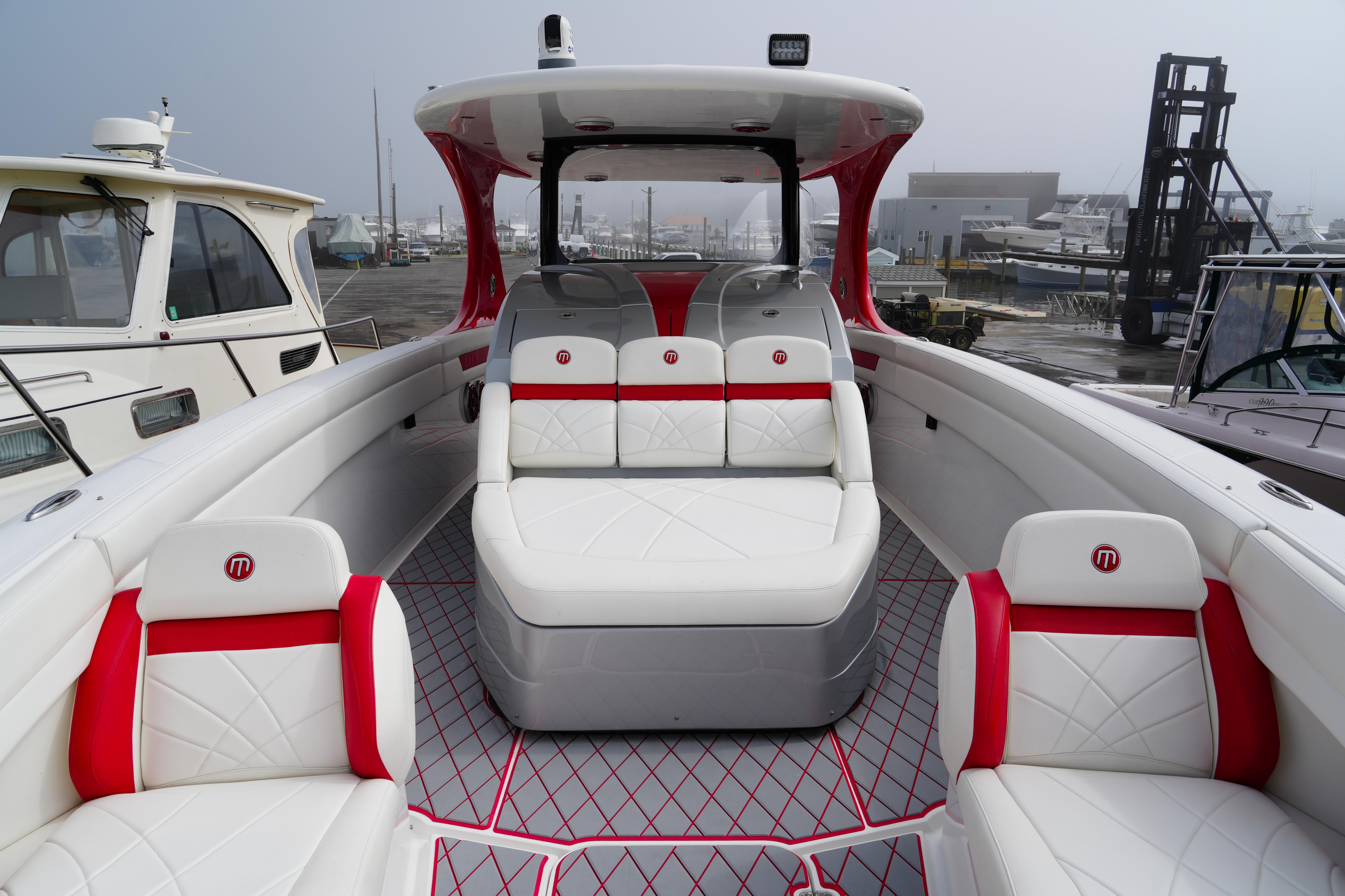 2020 Mystic Powerboats CC 4200