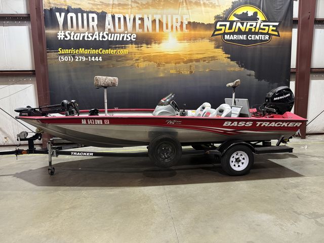 2010 Tracker Pro Team™ 175 TXW W/ Mercury 25
