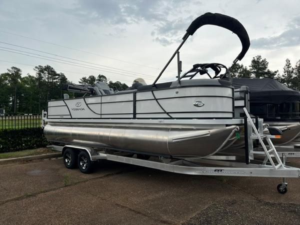 2025 Veranda VF22F2 Deluxe