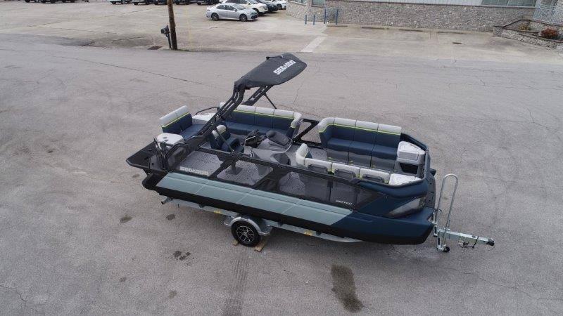 2025 Sea-Doo Switch Cruise Limited 21' 230HP