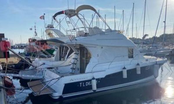 Beneteau Antares 9.80