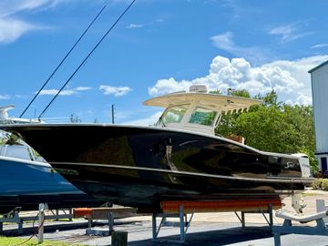 2015 Scout 320 LXF