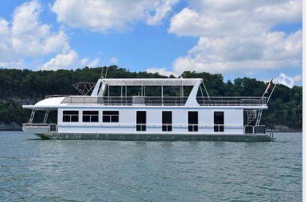 Trifecta Houseboat Multi-Ownership