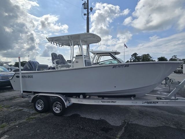2025 Defiance 240 Catalina