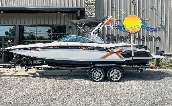 2013 MasterCraft Xstar