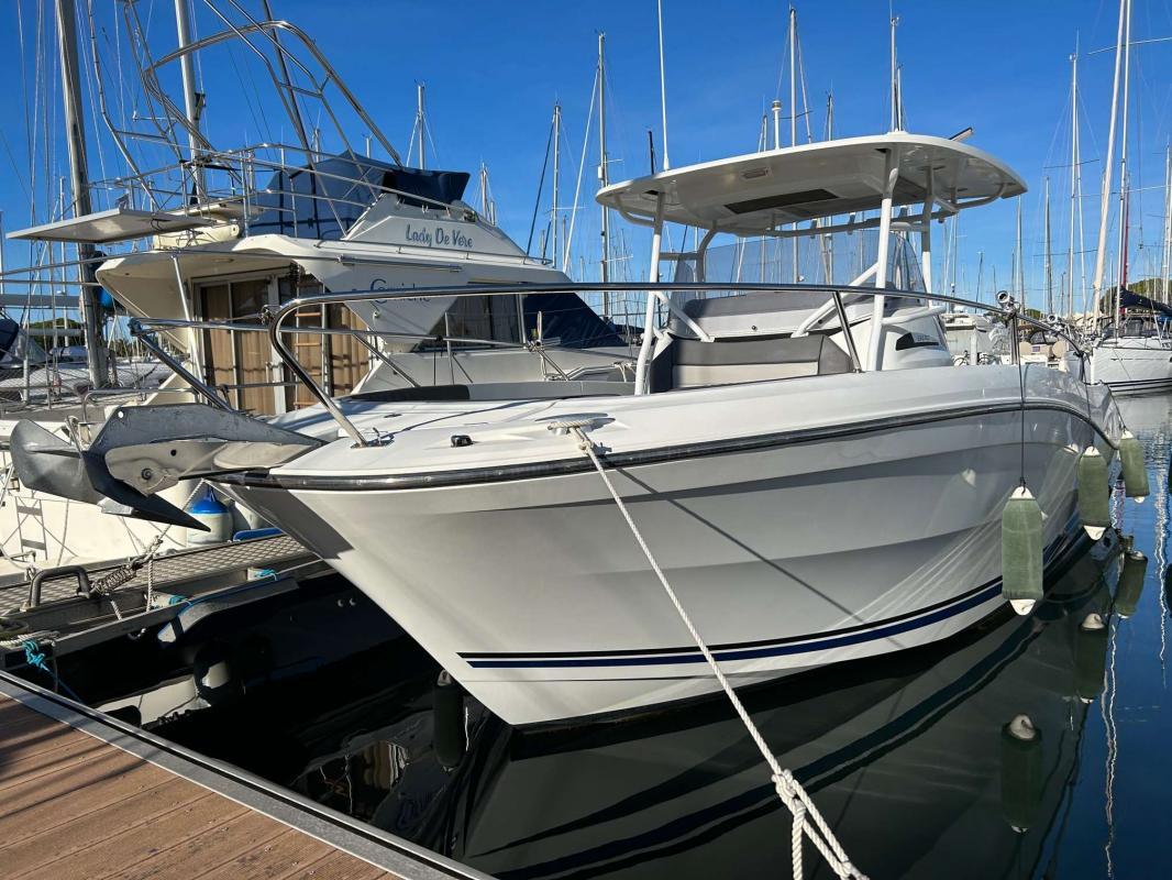 2019 Jeanneau Cap Camarat 9.0 CC